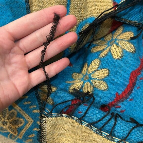 Poncho Shawl Wrap with Fringe Blue Brown Red Autumn Fall Winter Southwestern - Picture 5 of 5